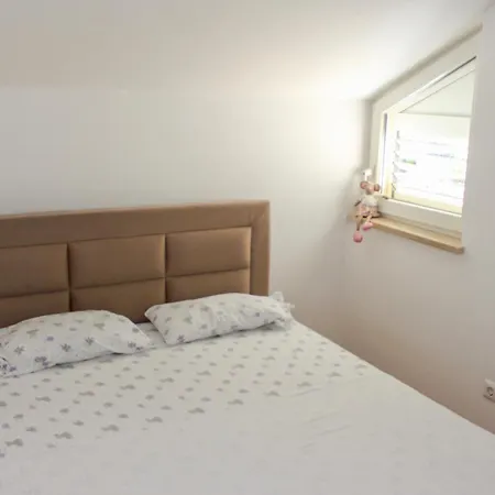 Zen Apartman Podstrana